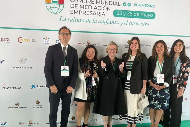 El CAM Santiago participa en la I Cumbre Mundial de Mediación Empresarial en Valladolid