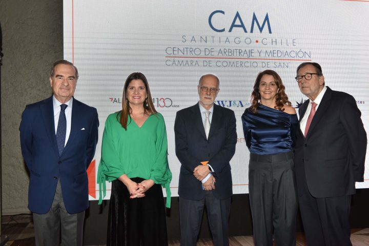 CAM Santiago realiza Primer Encuentro Nacional de Arbitraje homenajeando a Patricio Aylwin por su obra «El Juicio Arbitral»
