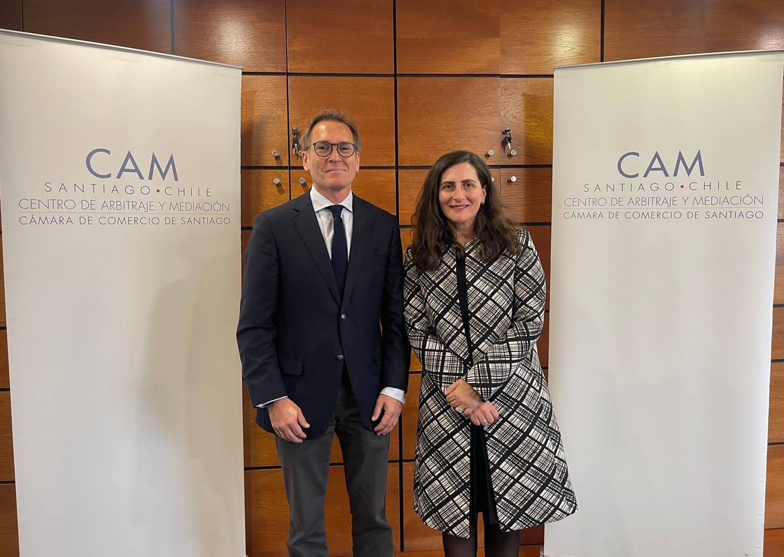 Dra. María Agnes Salah Abusleme asume como nueva Presidenta del Consejo Directivo del CAM Santiago