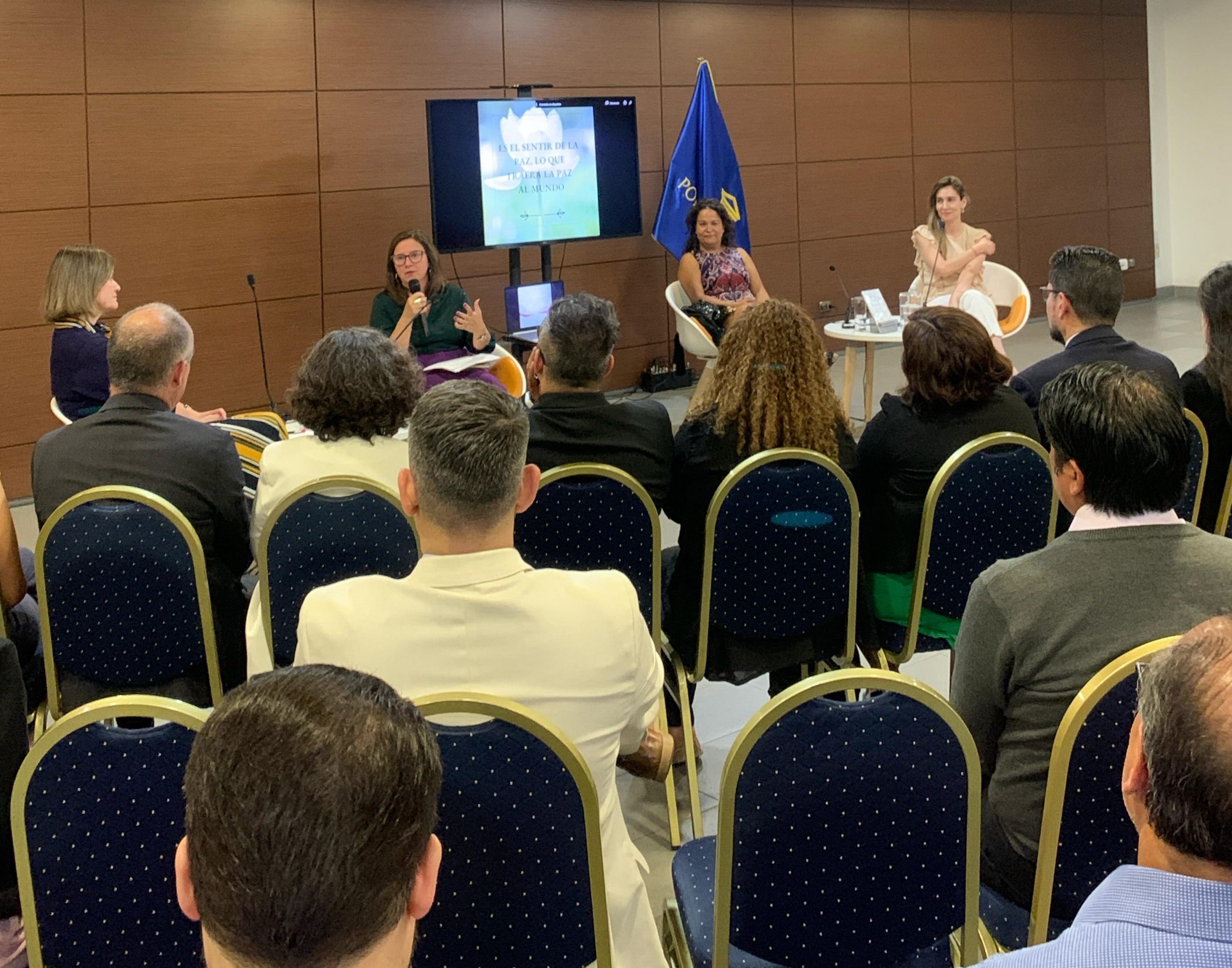 Unidad de Mediación del CAM Santiago participa en presentación del libro «Responsabilidad Individual»