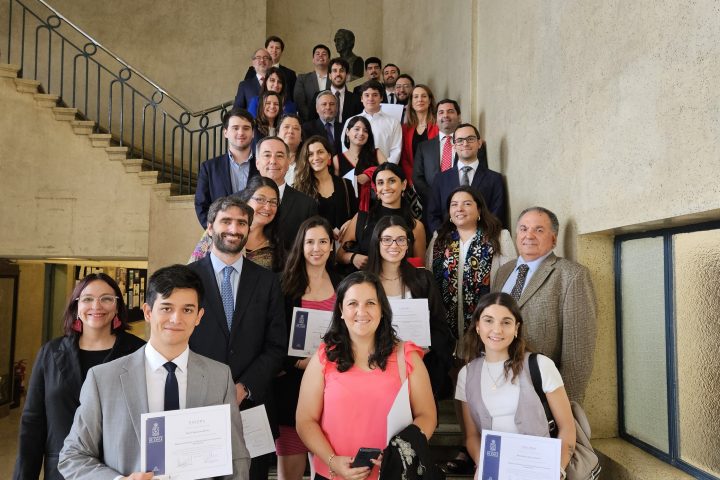 2° edición del Diploma de Postítulo en Arbitraje Nacional y Comercial Internacional finaliza con ceremonia en la Universidad de Chile